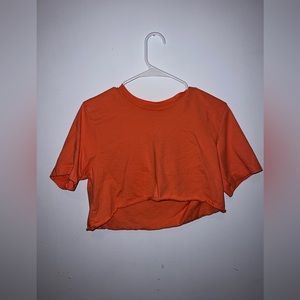 cropped tee
